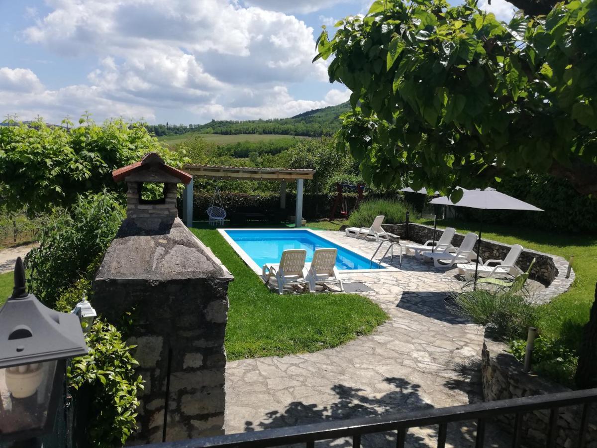 Guest House Valentino Motovun Extérieur photo